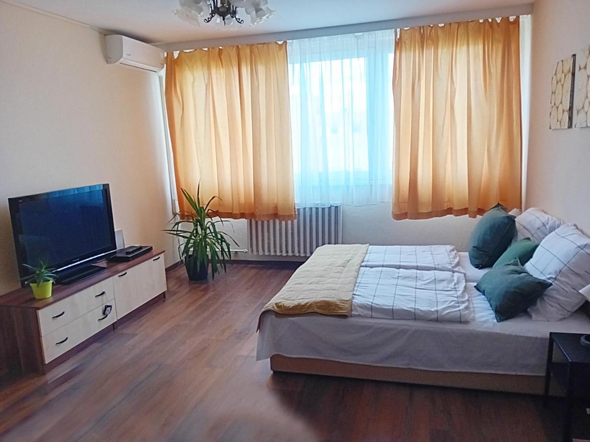 Green Belt Apartmann Budapeste Exterior foto