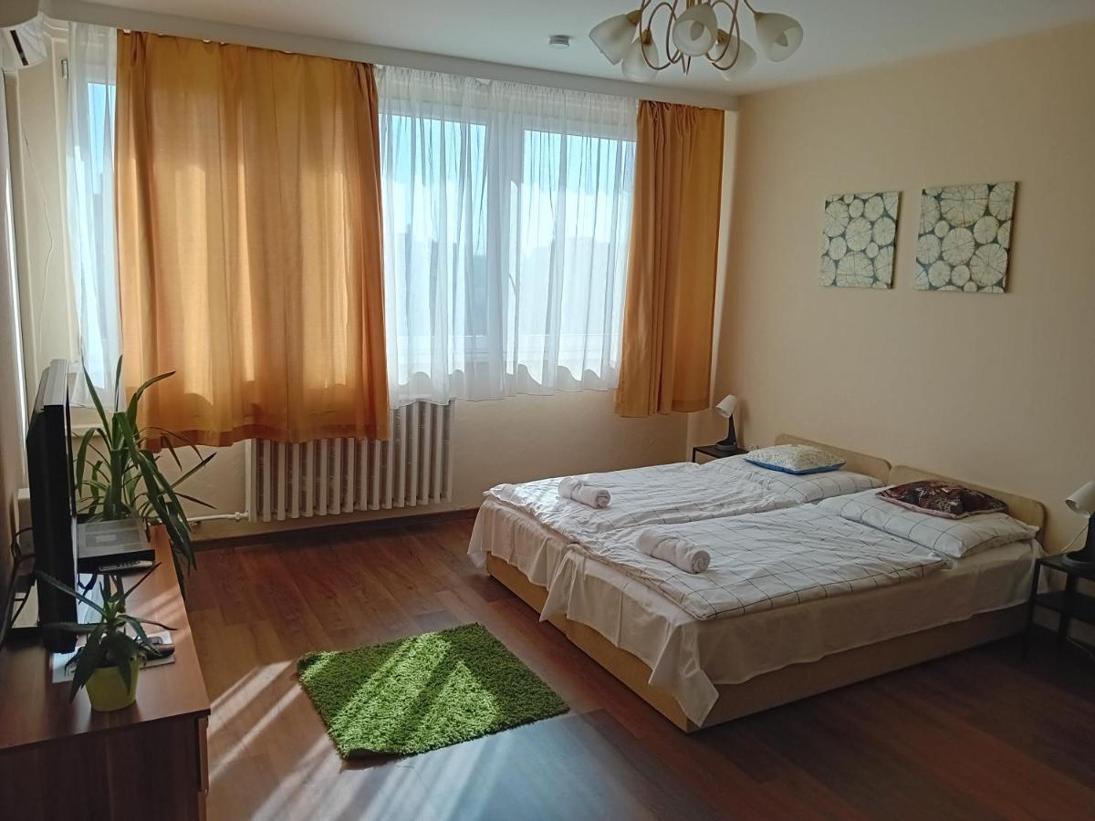Green Belt Apartmann Budapeste Exterior foto